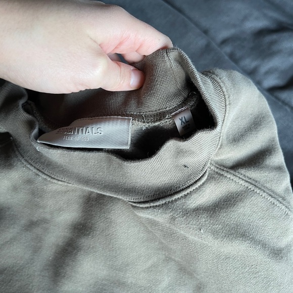 Essentials Set - Picture 4 of 6